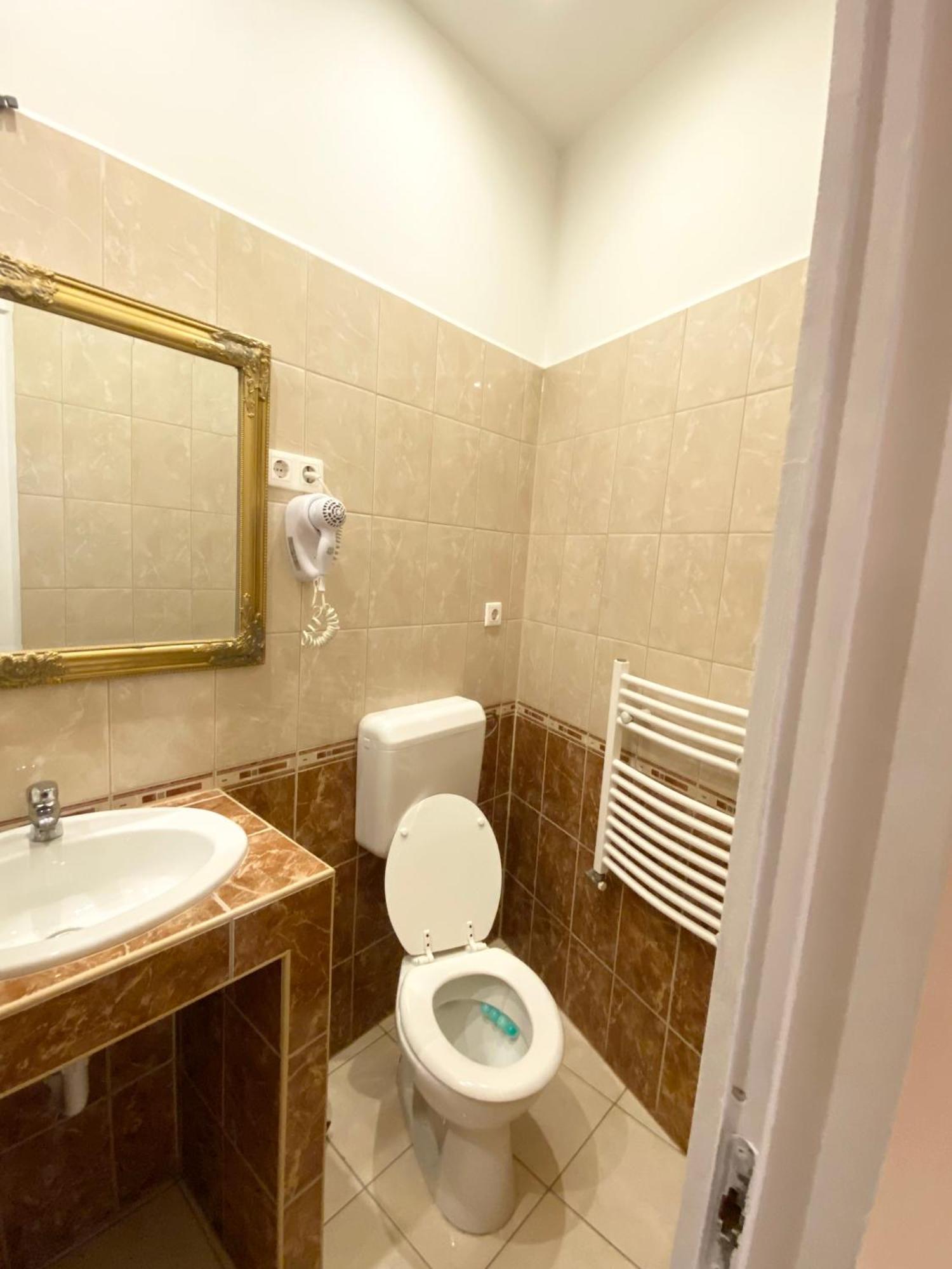 Vaczi Relax Boutique Suits Apartment