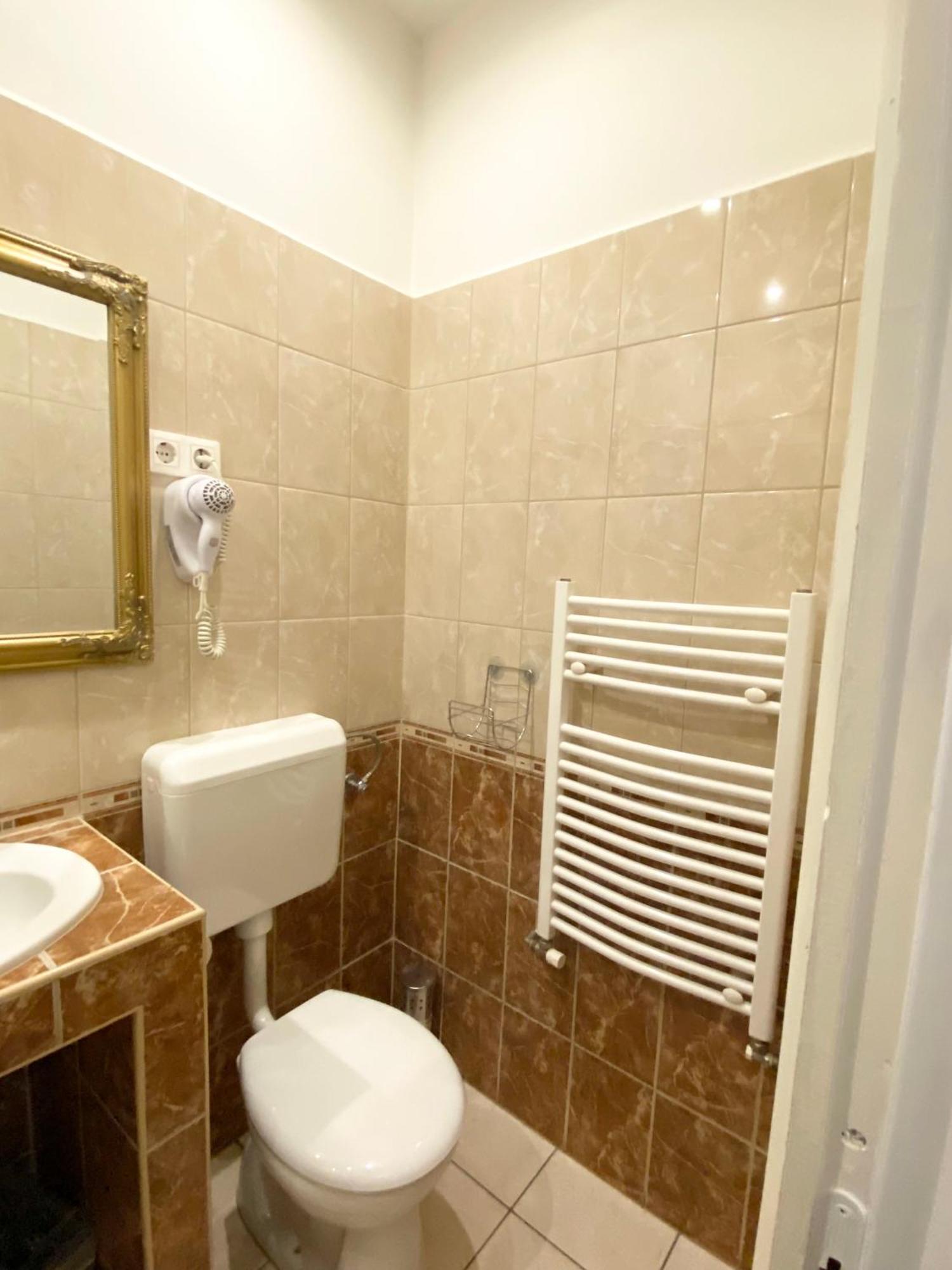 Vaczi Relax Boutique Suits Apartment *